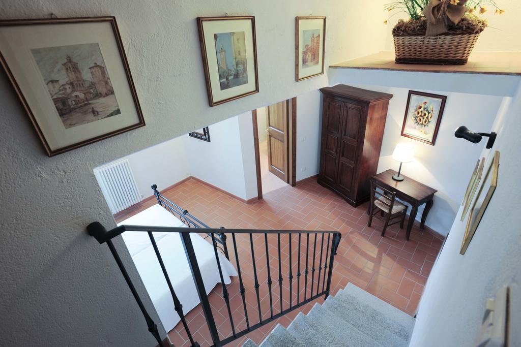 Borgo Rapale Villa Bagian luar foto