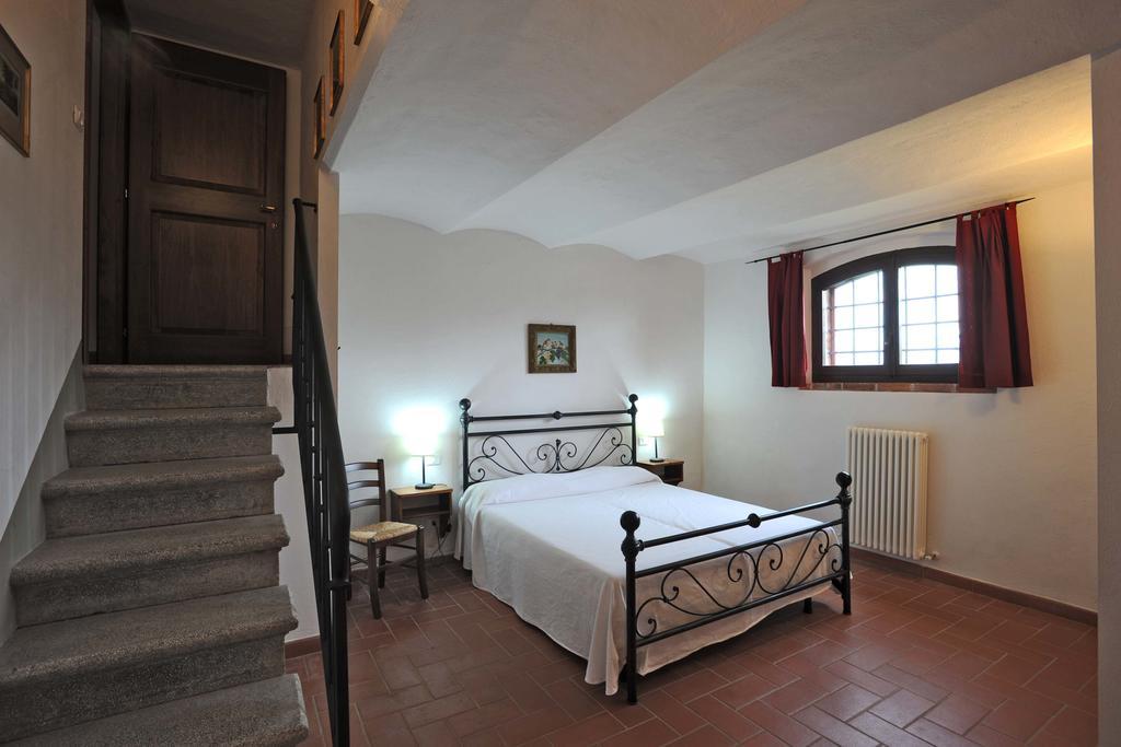 Borgo Rapale Villa Bagian luar foto