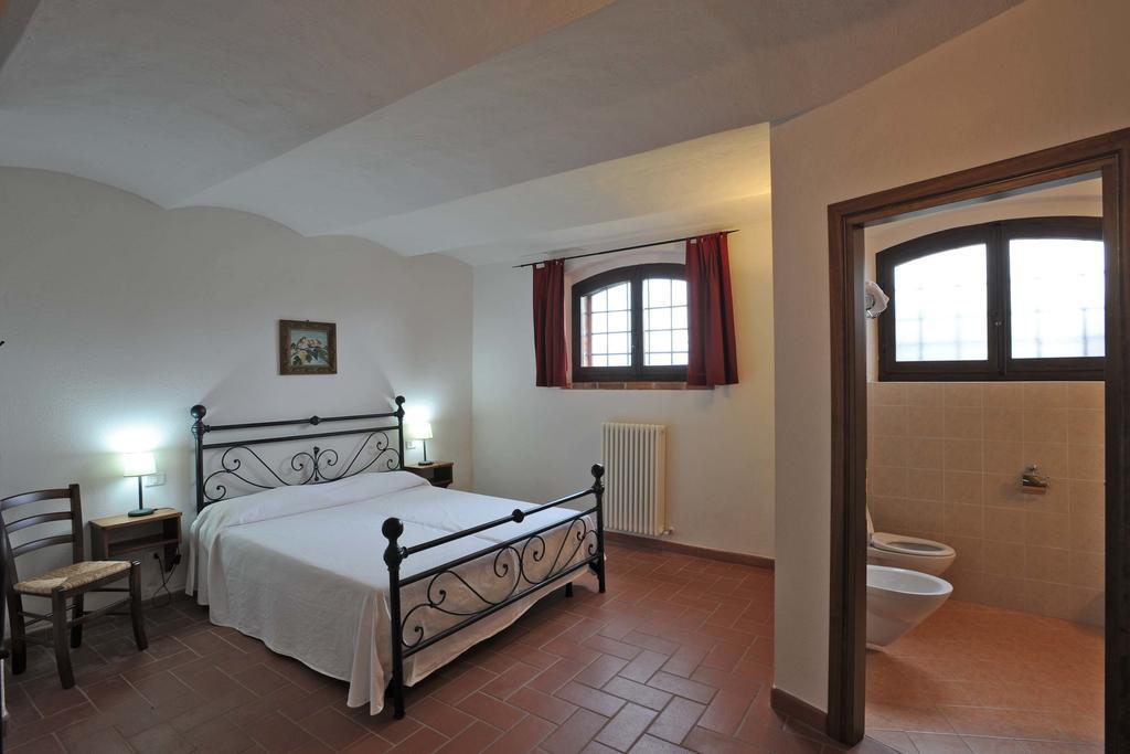 Borgo Rapale Villa Bagian luar foto