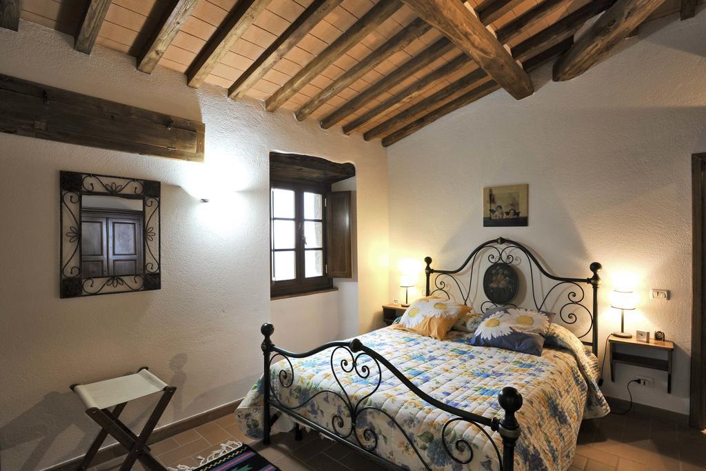Borgo Rapale Villa Bagian luar foto